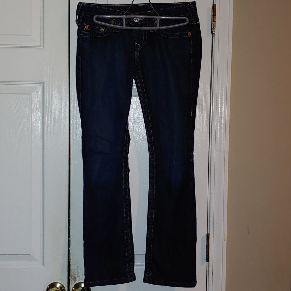 True Religion straight leg jeans SZ 26 EUC worn once
